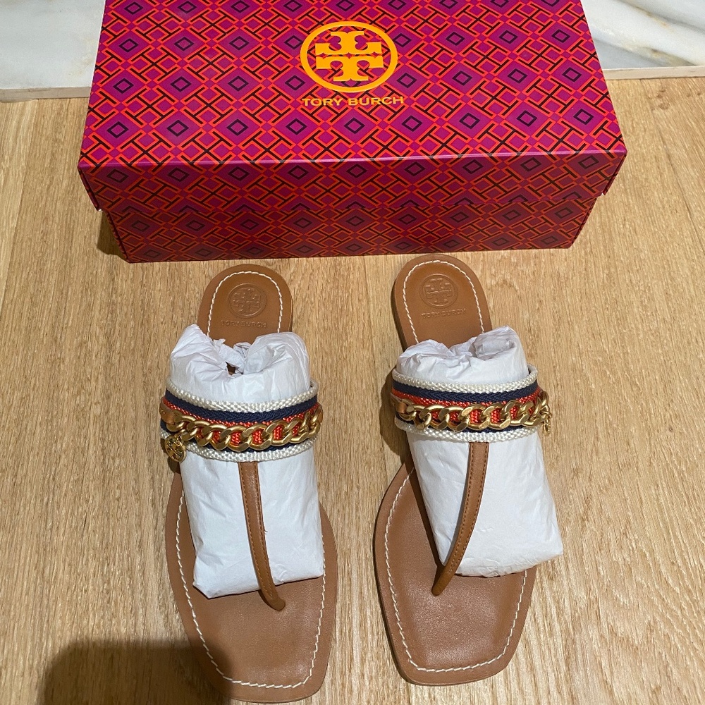 TORY BURCH MINI BENTON CHAIN BAND SANDAL CALF LEATHER